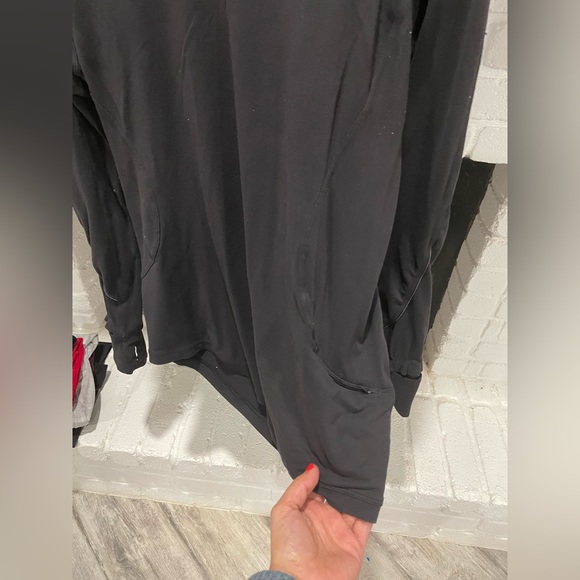 Lululemon lightweight pullover - Picture 7 of 10